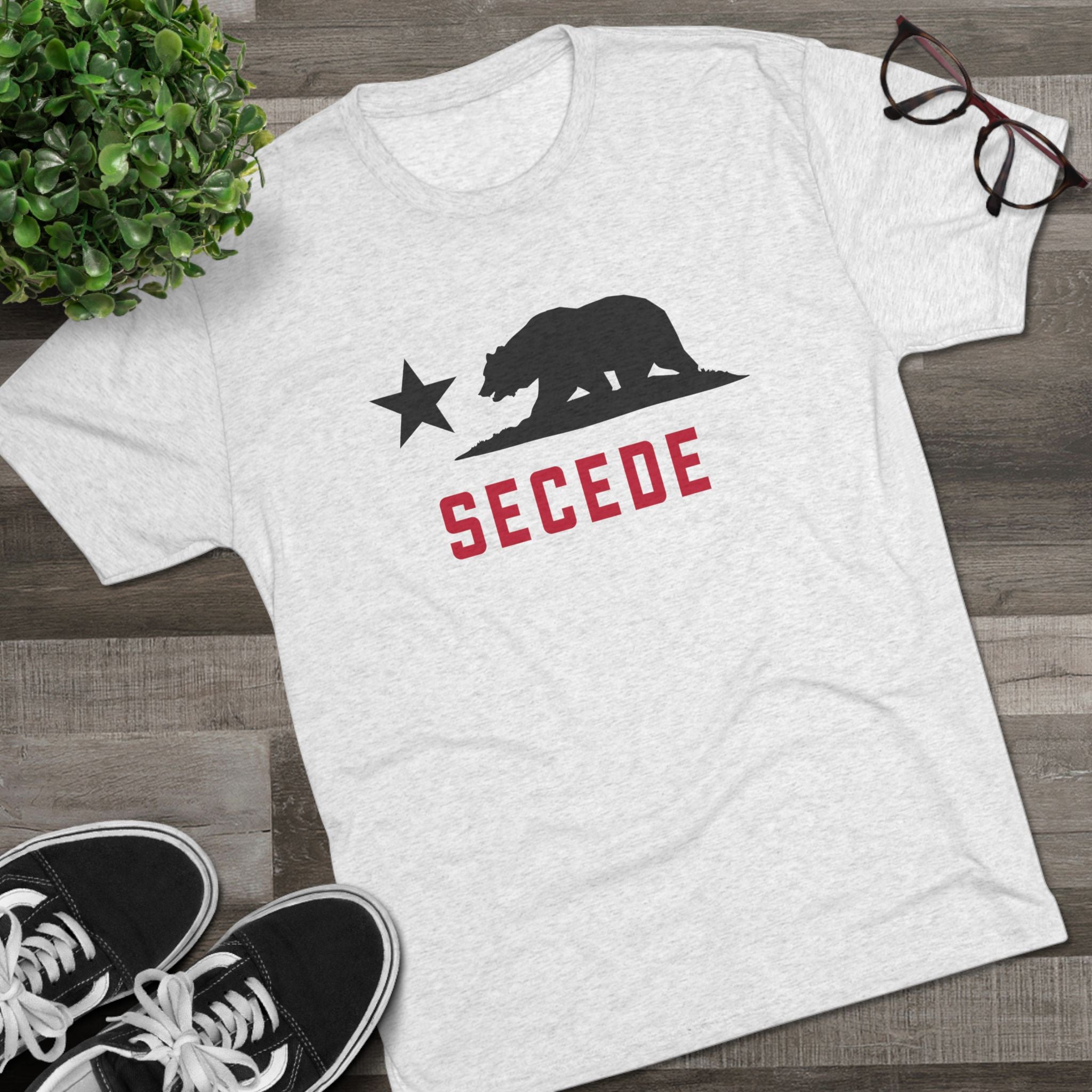 Secede Bear T-Shirt — California Independence Flag Tee