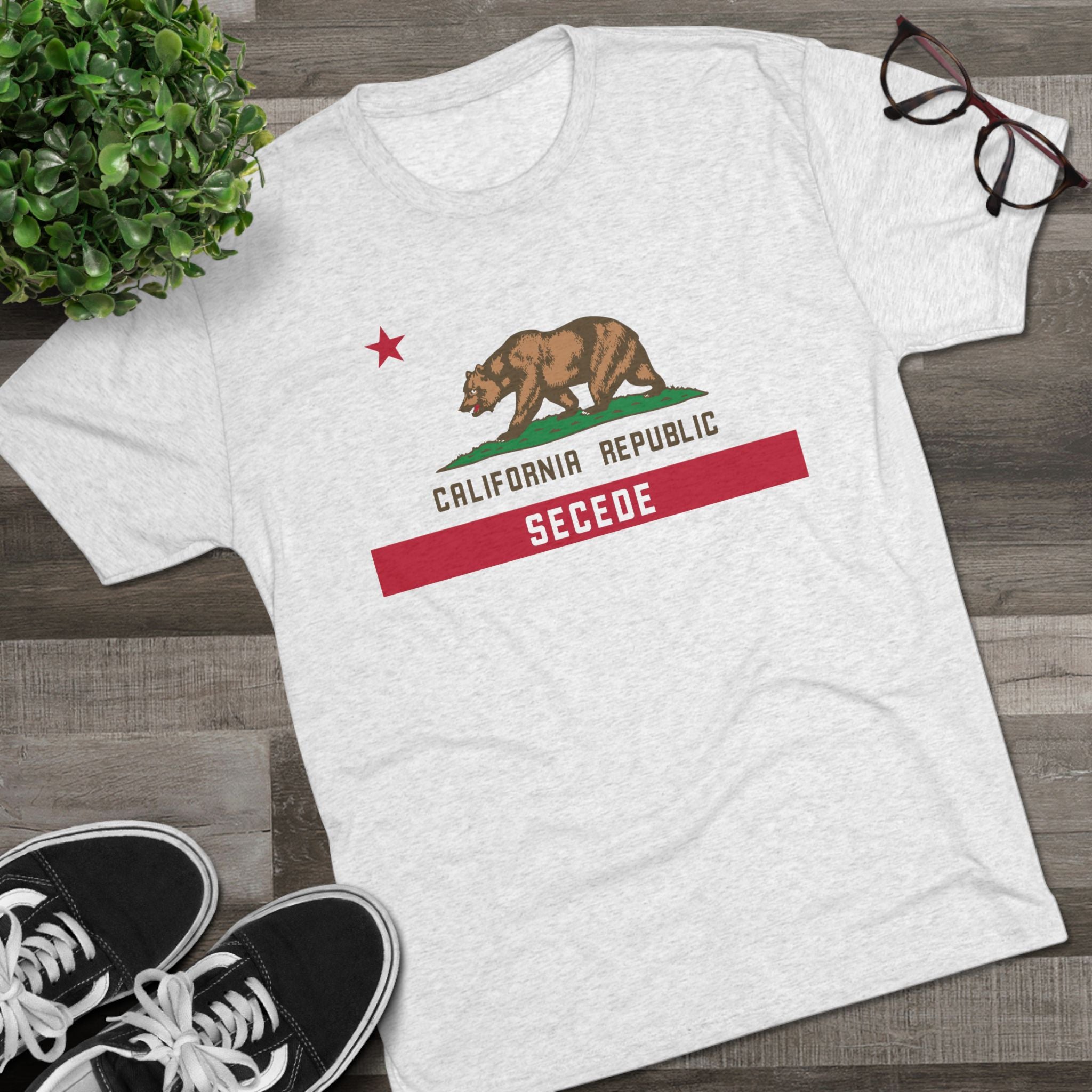 California Republic 'Secede' Tee — Political Graphic T‑Shirt